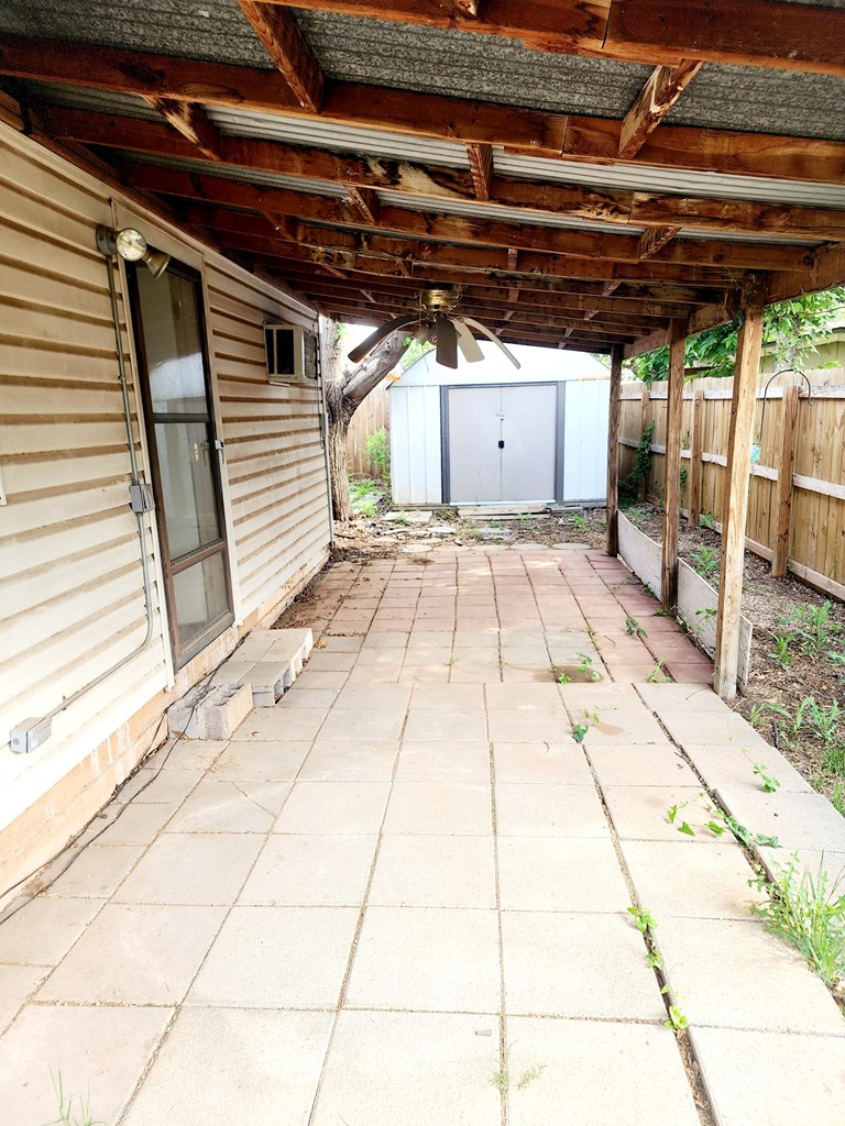 264 Glenna Dr Property Photo 12