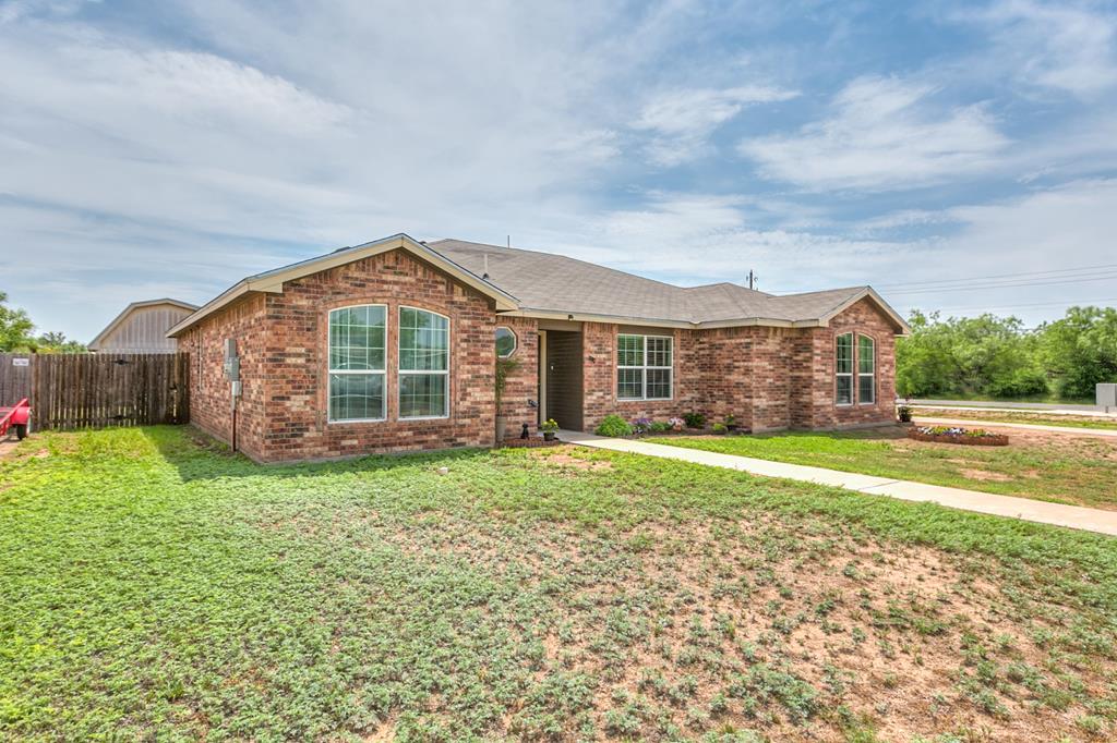 1202 Elmo Lane Property Photo