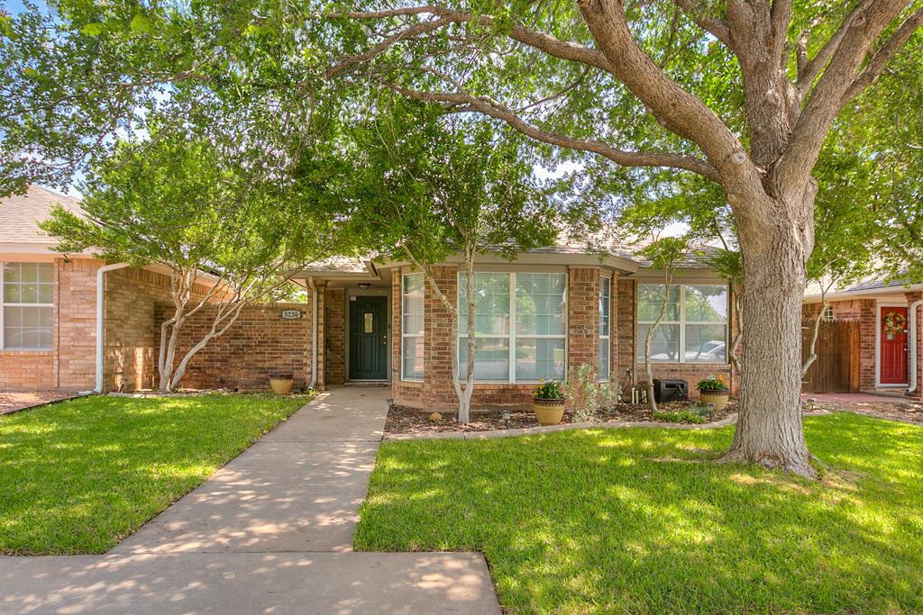 5236 Coral Way Property Photo 1