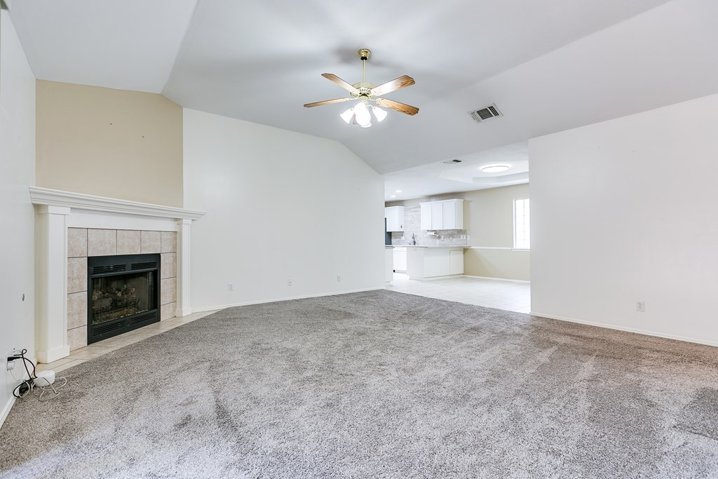 5236 Coral Way Property Photo 3
