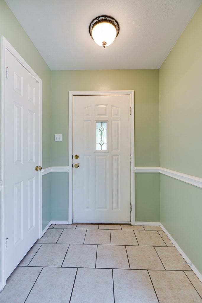 5236 Coral Way Property Photo 10