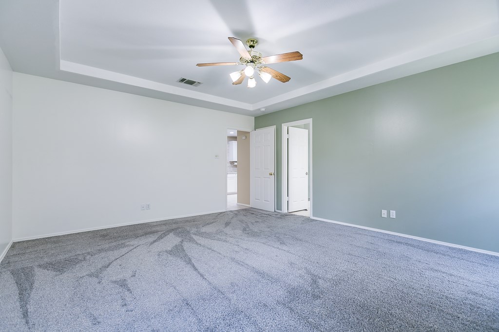 5236 Coral Way Property Photo 19