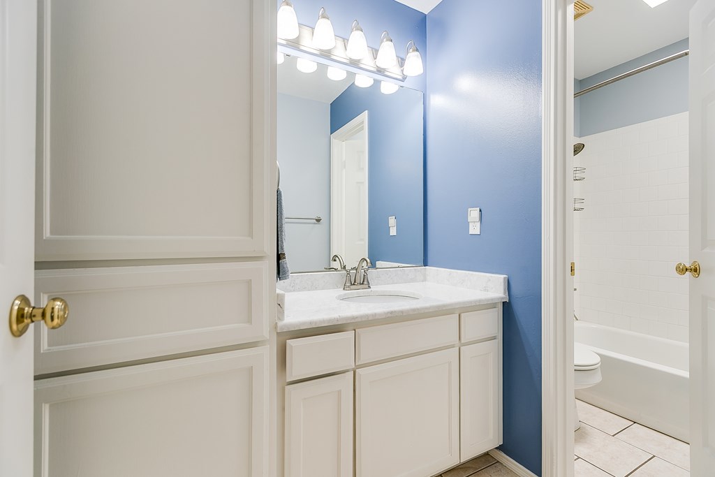 5236 Coral Way Property Photo 23