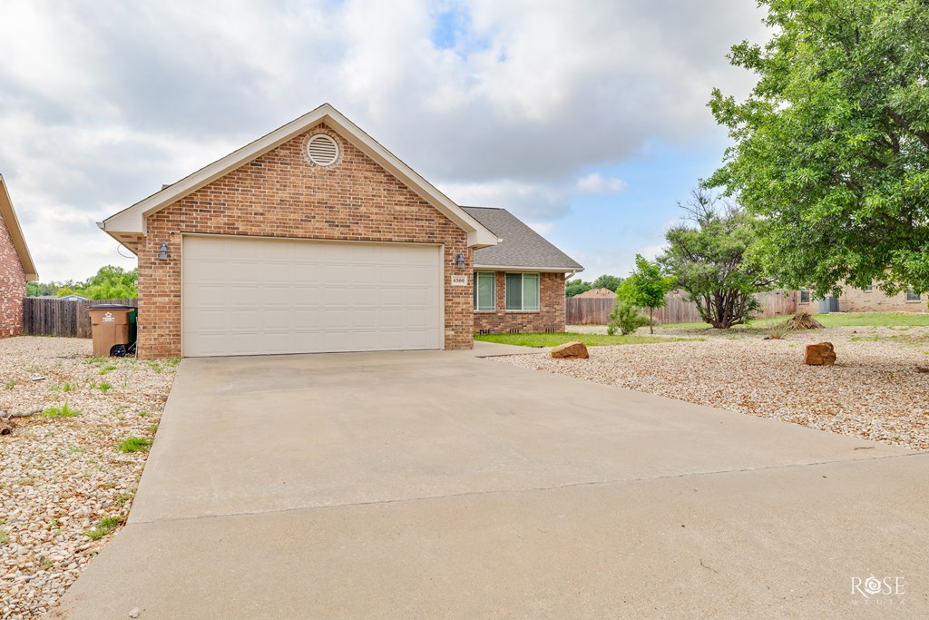 4506 Oak Grove Blvd Property Photo 25