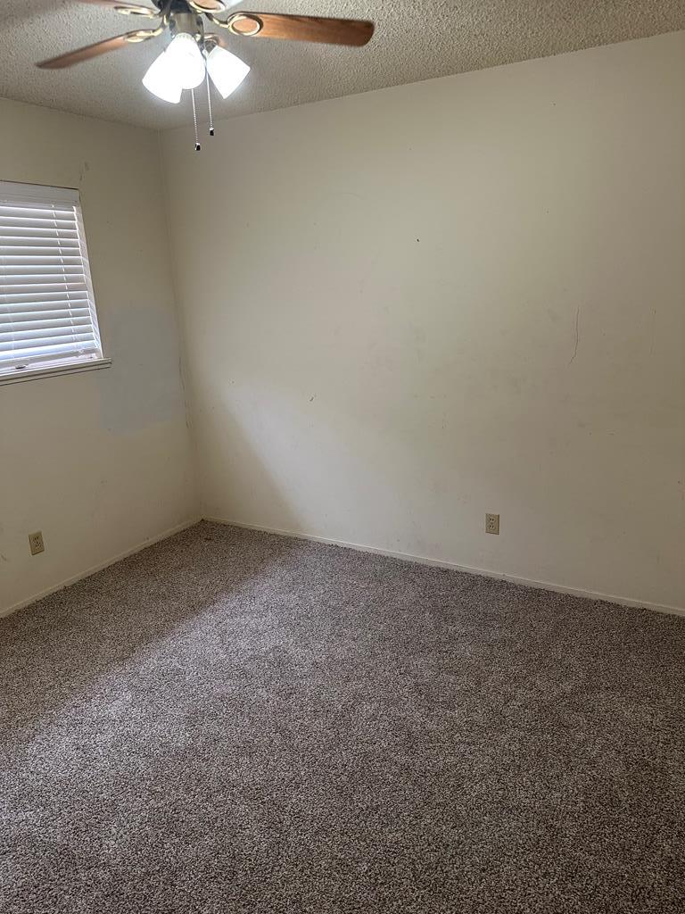 248 N Oxford Dr Property Photo 5