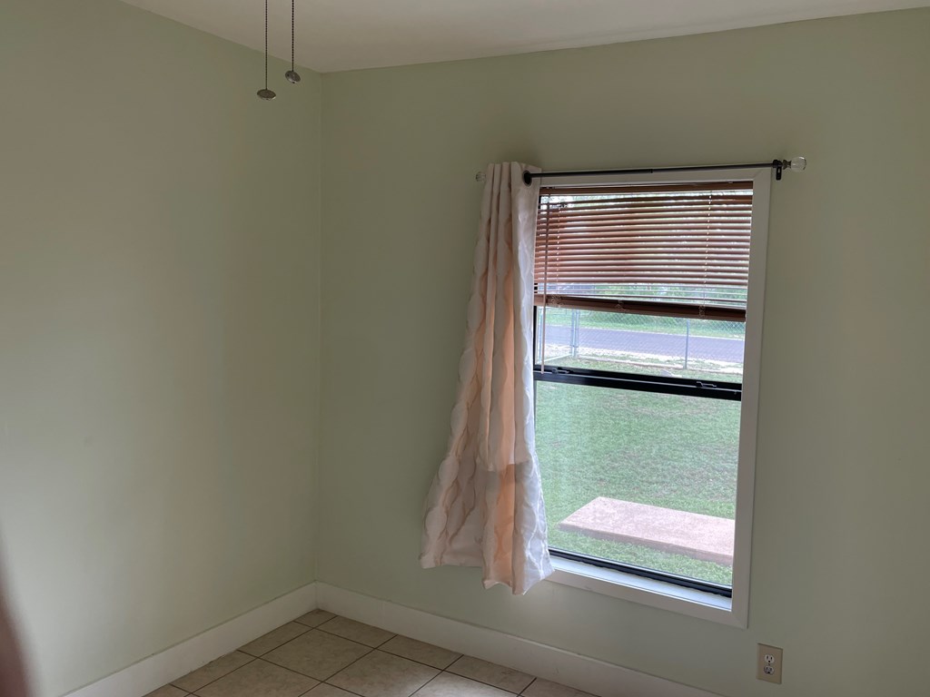2702 Forest Park Ave Property Photo 17