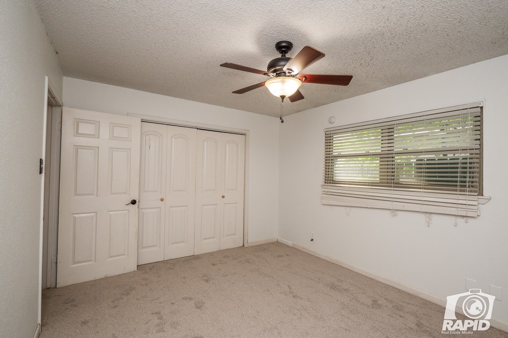 1016 N Adams Ave Property Photo 15
