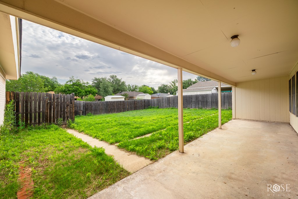 3618 Willowbrook Dr Property Photo 11