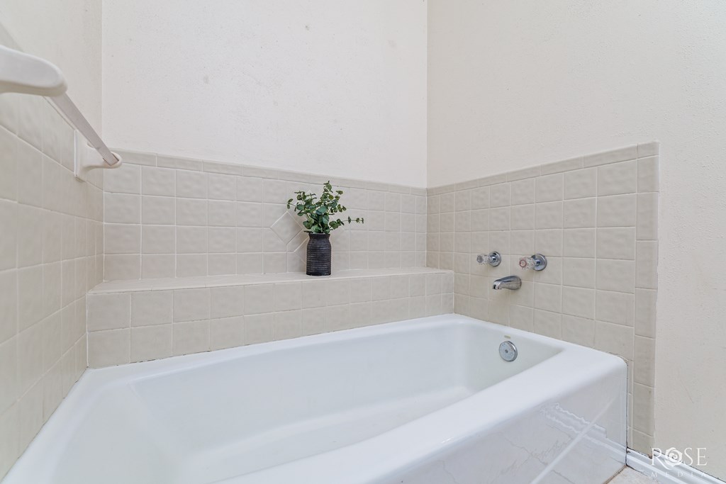 4702 Scarlet Oak Dr Property Photo 13