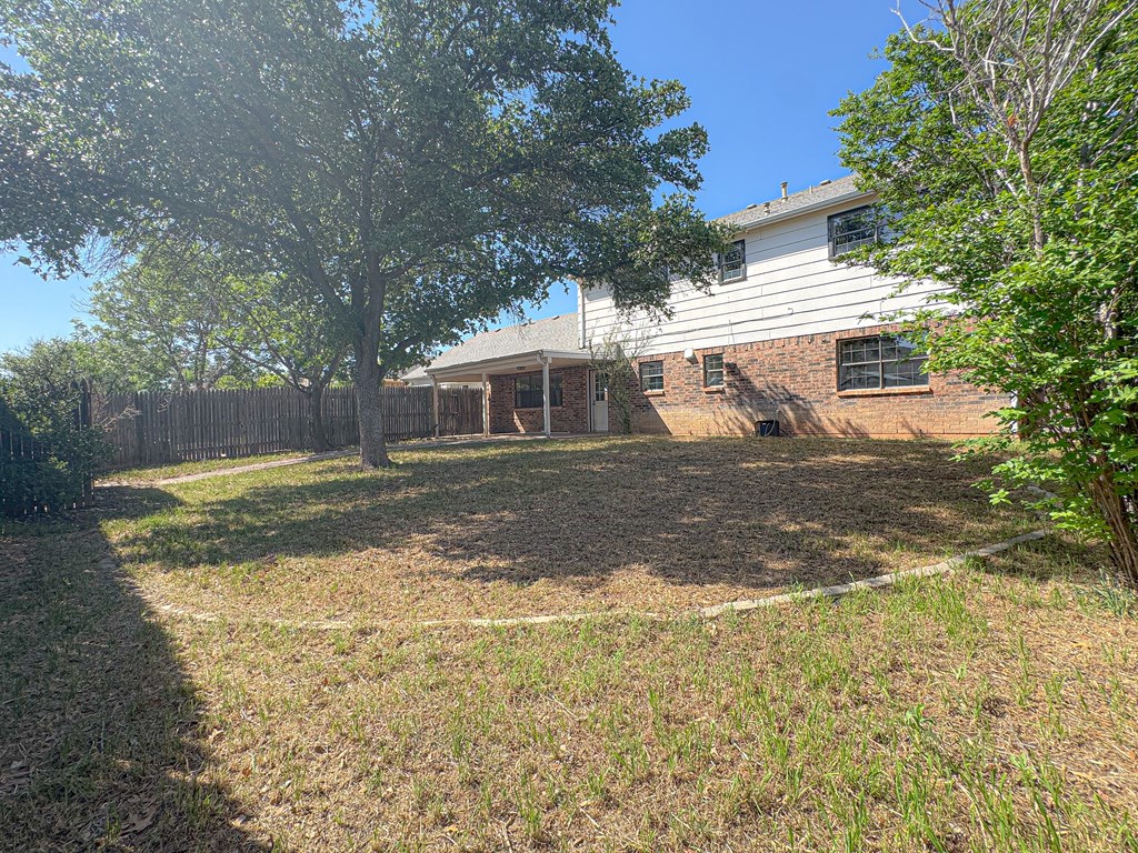 3817 Hillcrest Dr Property Photo 35