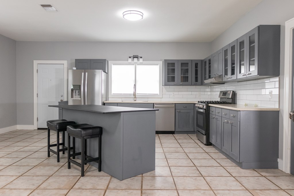 1905 Live Oak St Property Photo 22