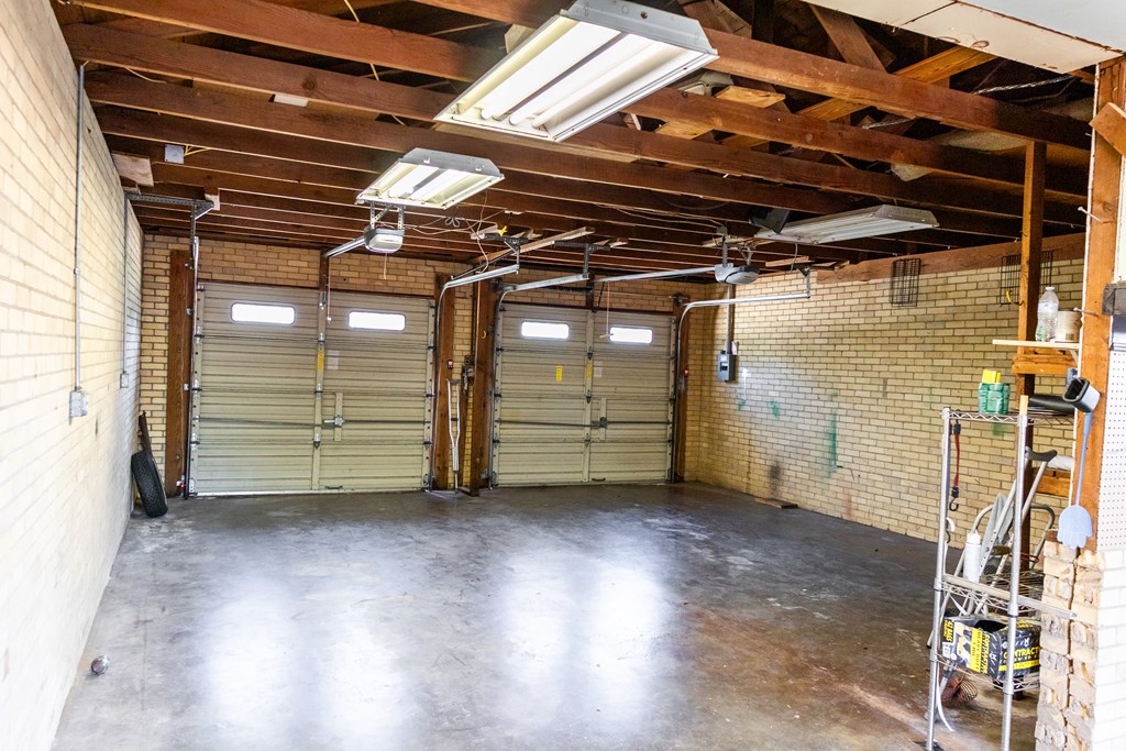 1905 Live Oak St Property Photo 33