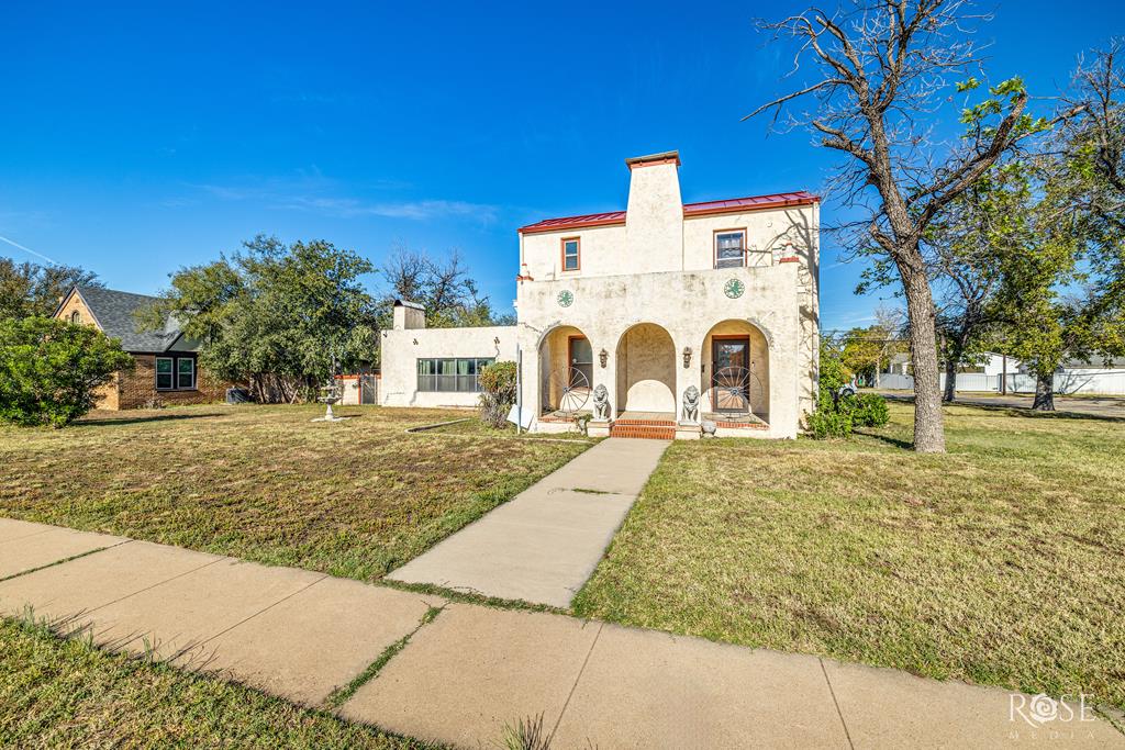 2318 Dallas St Property Photo 1