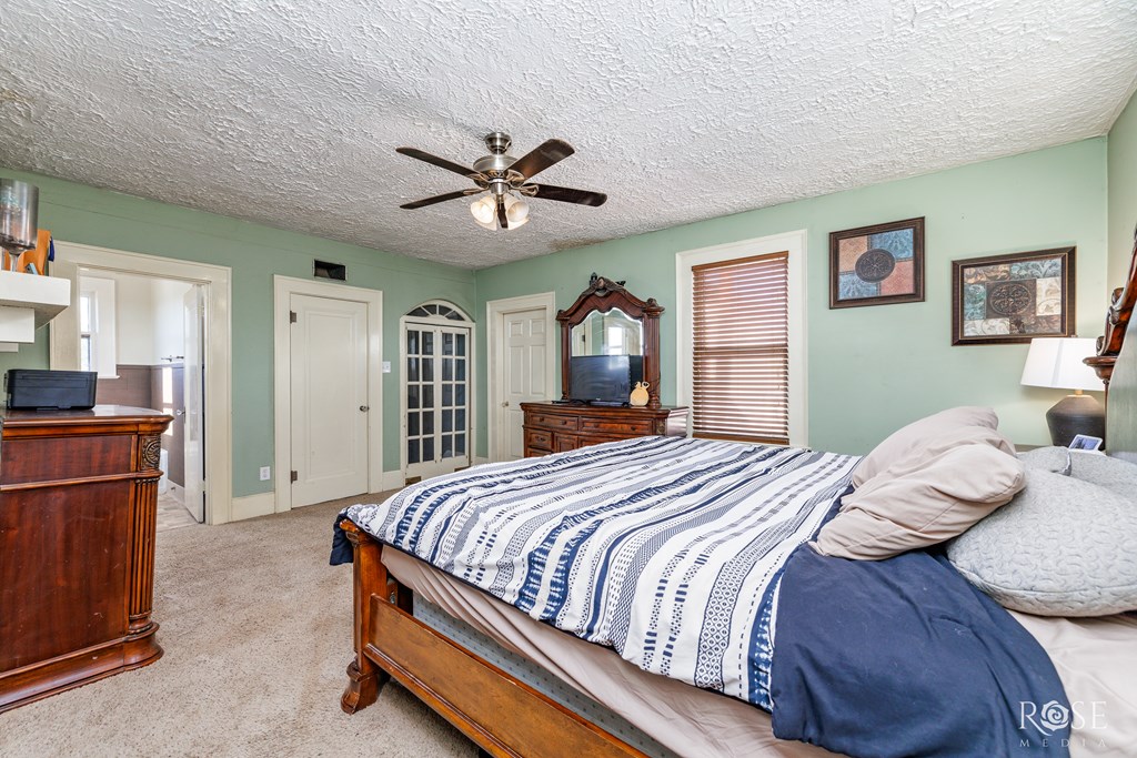 2318 Dallas St Property Photo 18