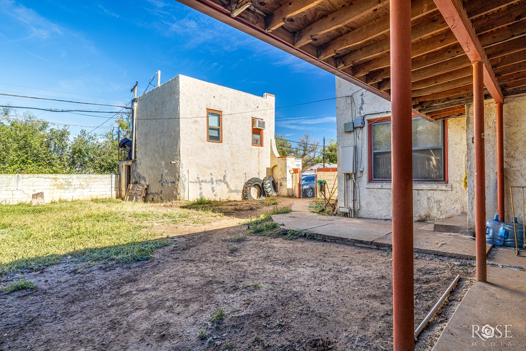 2318 Dallas St Property Photo 30
