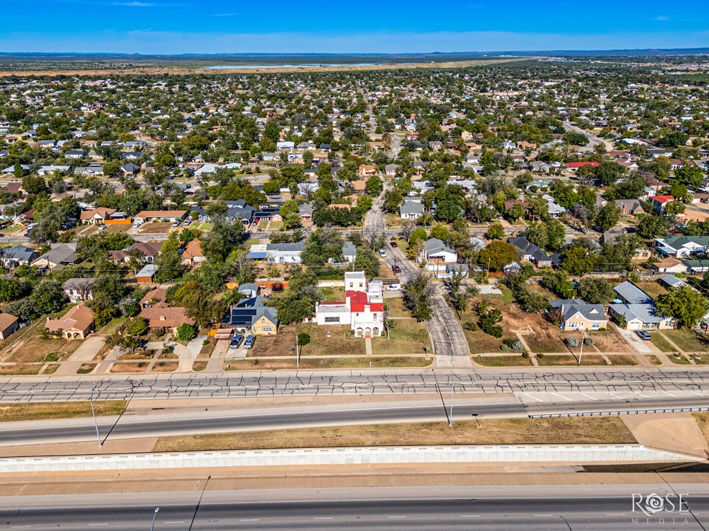 2318 Dallas St Property Photo 43