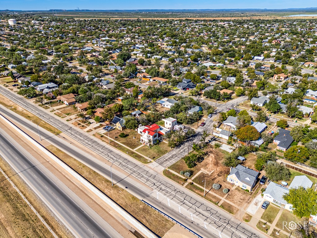 2318 Dallas St Property Photo 48
