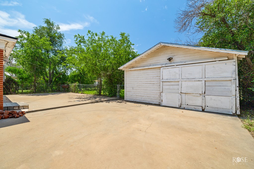 Property Photo 22