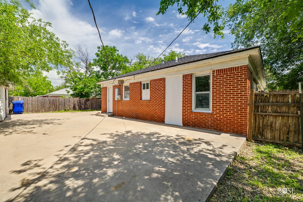 Property Photo 25