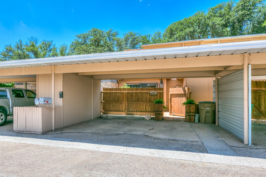4918 Blue Ridge Trail Property Photo 32