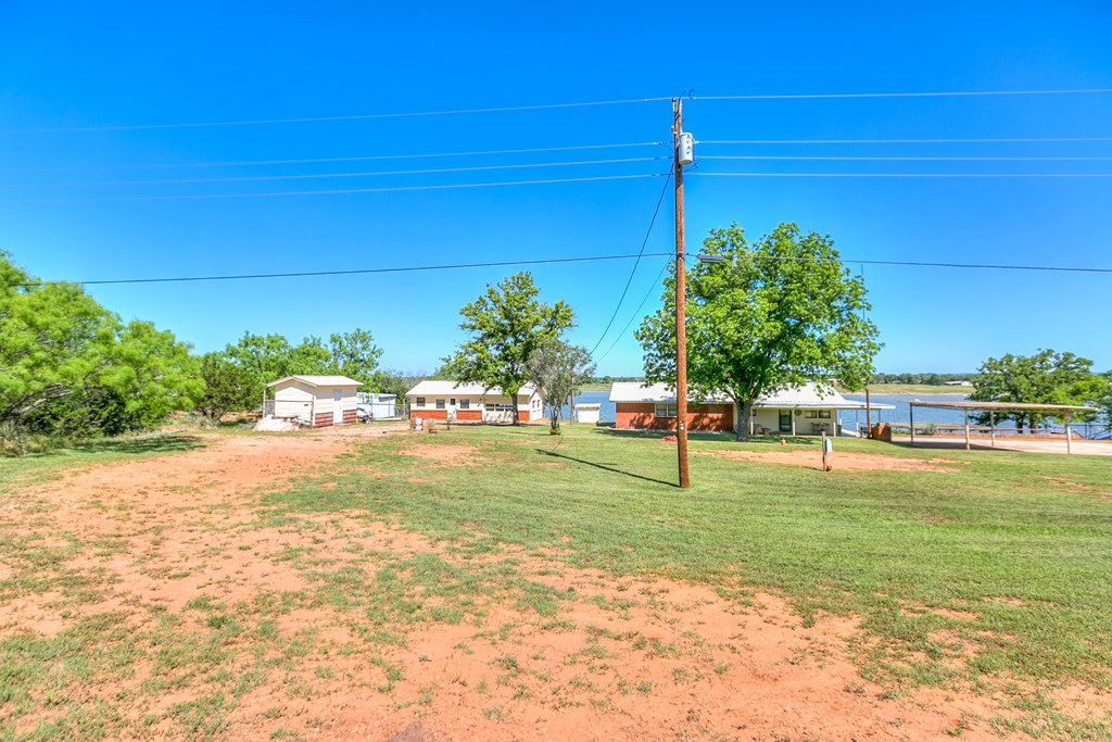 348 Ed's Rd Property Photo 6