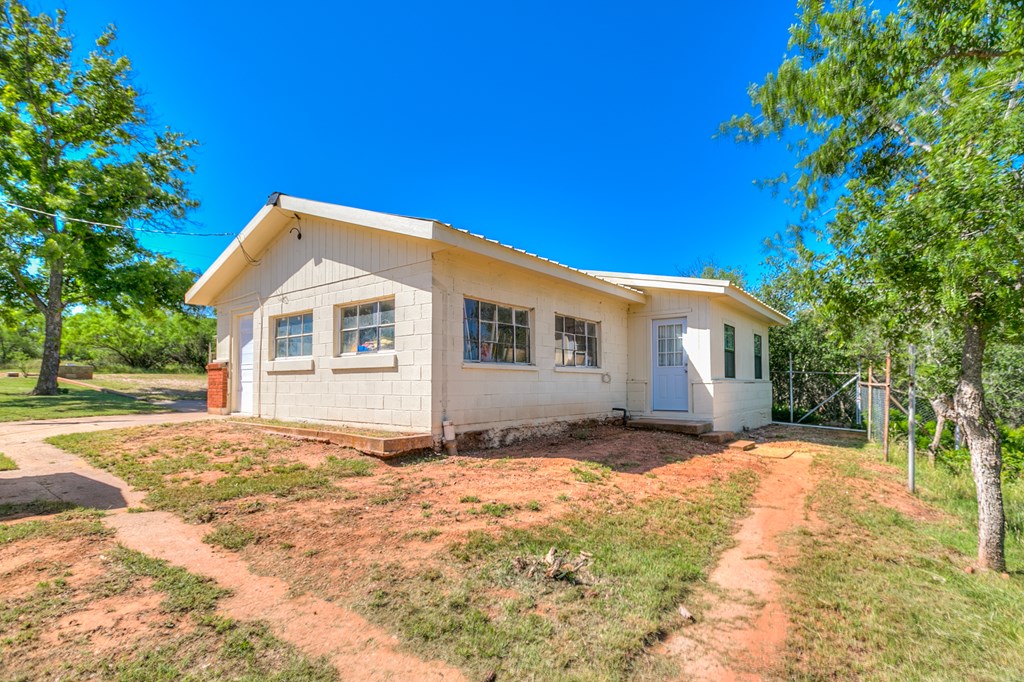 348 Ed's Rd Property Photo 39