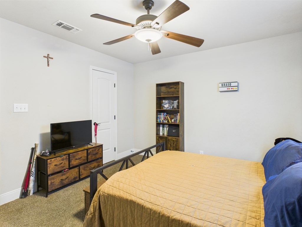 8353 Chad Rd Property Photo 21