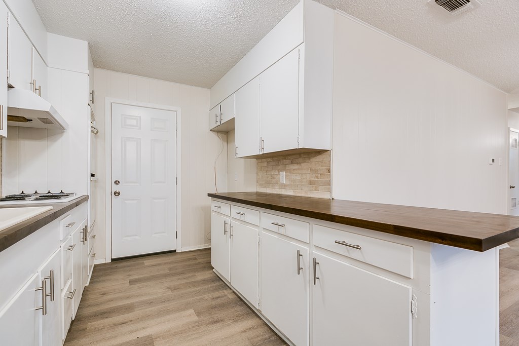 1809 N Harrison St Property Photo 15