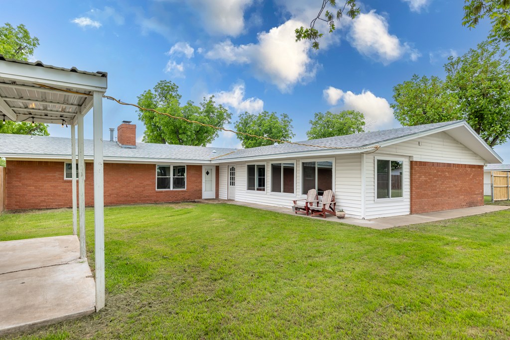 5425 Grape Creek Rd Property Photo 19