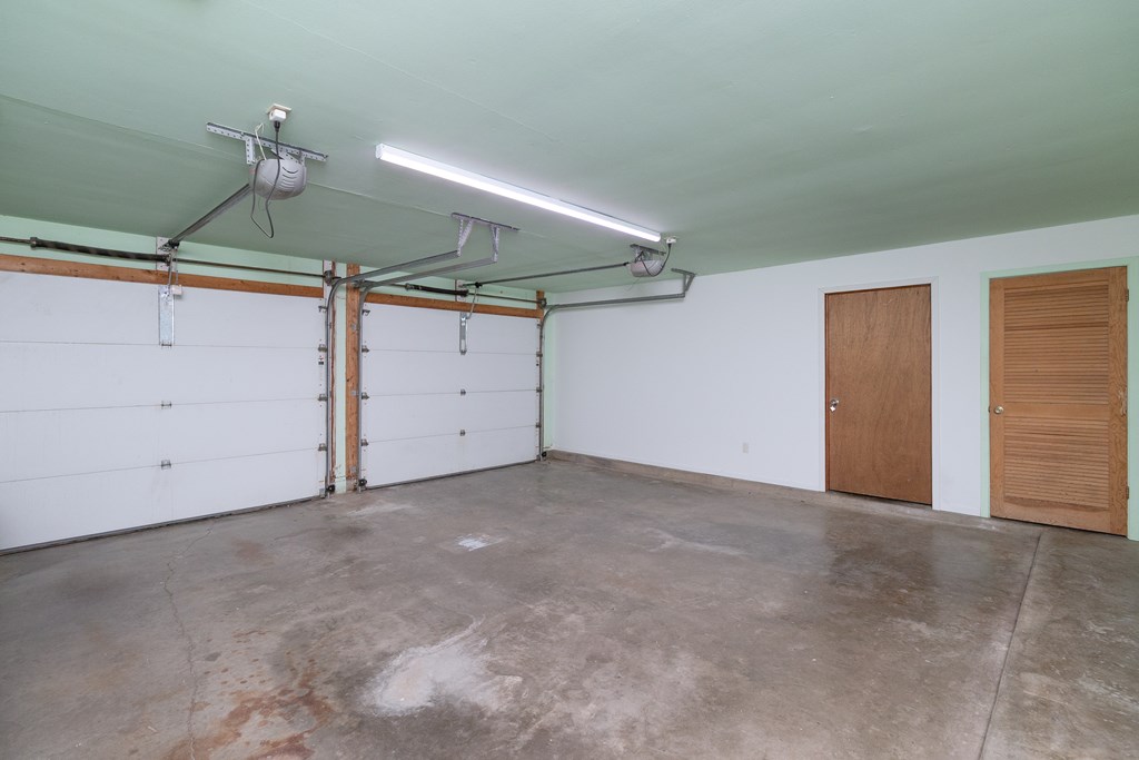 5425 Grape Creek Rd Property Photo 37