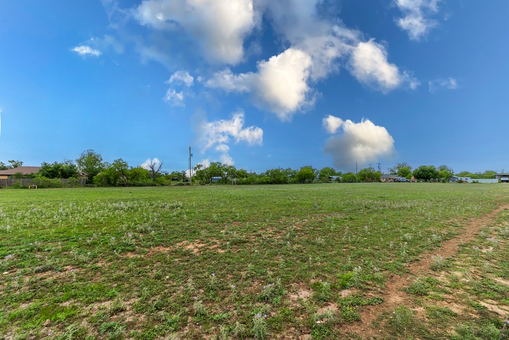 5425 Grape Creek Rd Property Photo 56