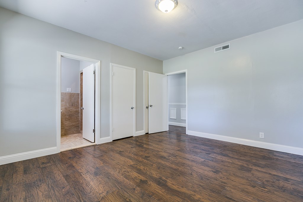 5438 S Loop 306 Property Photo 20