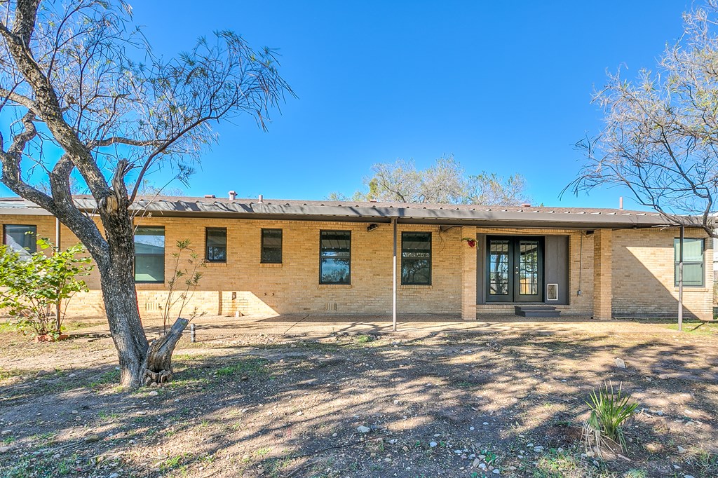 5438 S Loop 306 Property Photo 31