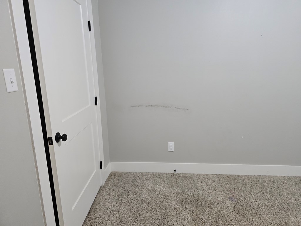 5989 Bridlewood Court Property Photo 13