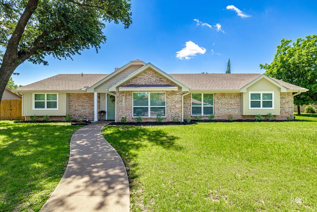 2913 Alta Vista Lane Property Photo 4