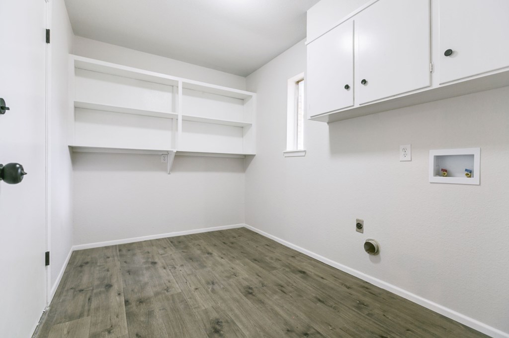 3519 Lindenwood Dr Property Photo 25