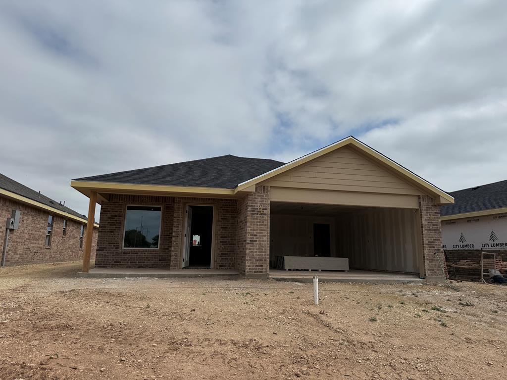 3144 Forest Hill Dr Property Photo 1