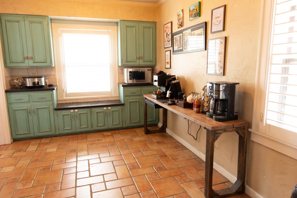 1510 Shafter St Property Photo 13