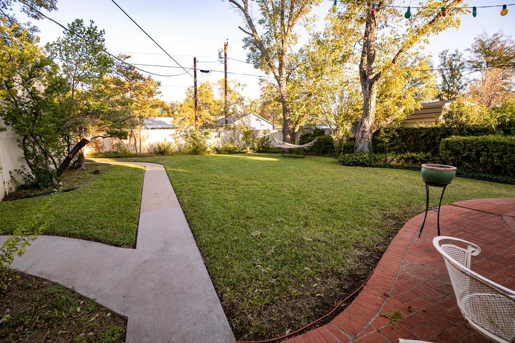 1510 Shafter St Property Photo 21