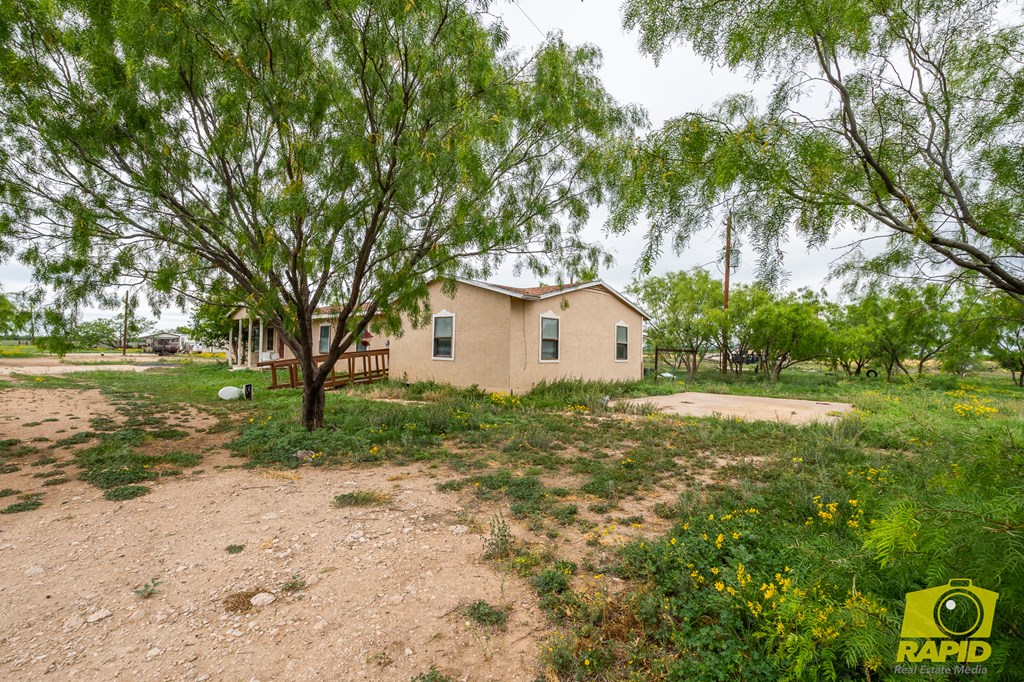 10826 W Grape Creek Rd Property Photo 4