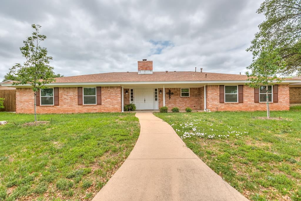 3305 Sierra Court Property Photo 1