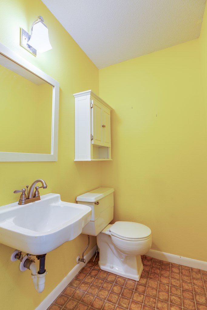 3305 Sierra Court Property Photo 17