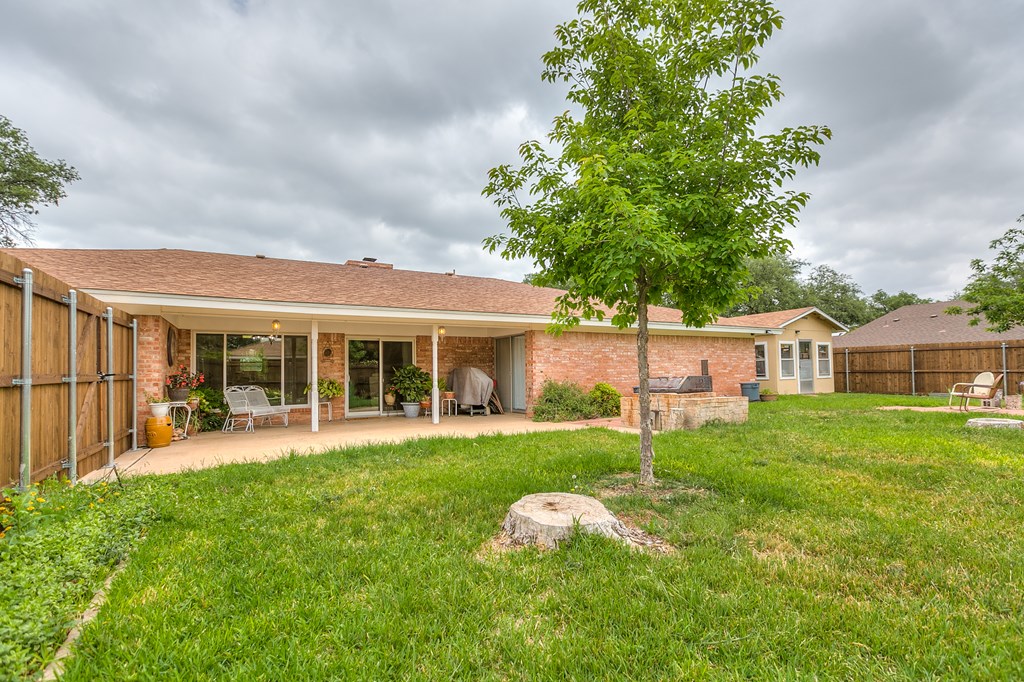 3305 Sierra Court Property Photo 31