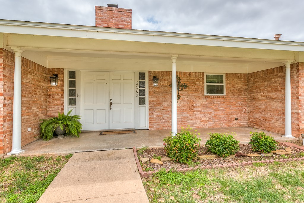 3305 Sierra Court Property Photo 35