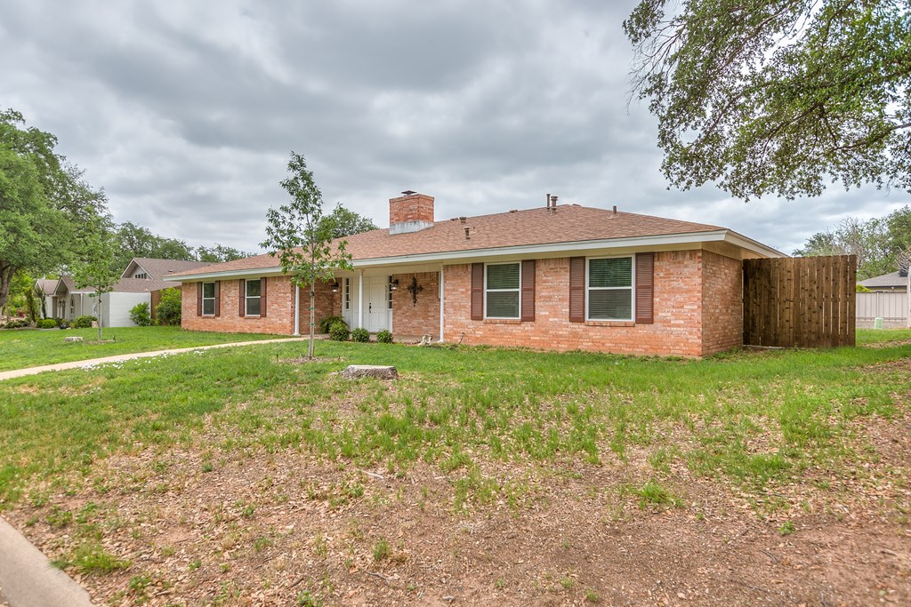 3305 Sierra Court Property Photo 37