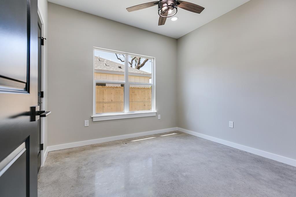 2122 Deaton St Property Photo 28