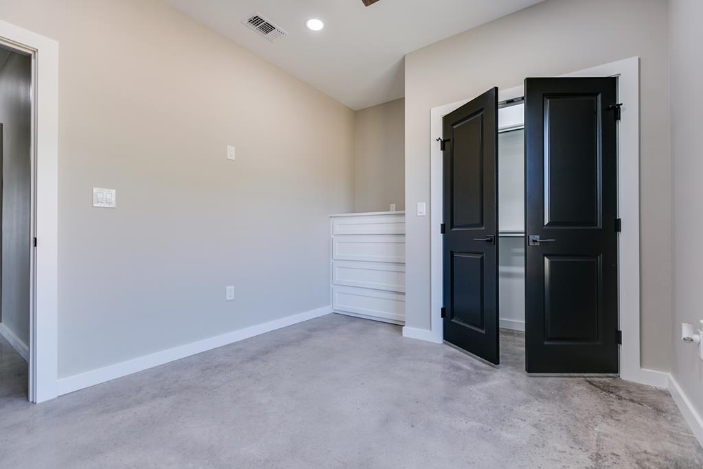 2122 Deaton St Property Photo 29