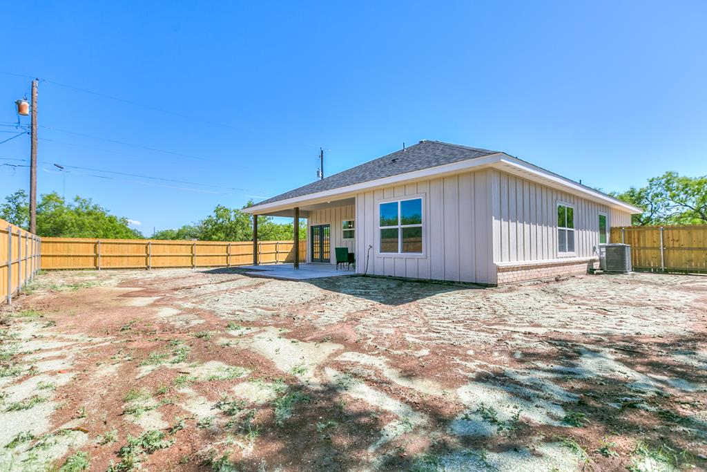 2122 Deaton St Property Photo 35