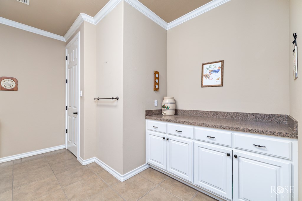 4833 N Bentwood Dr Property Photo 13