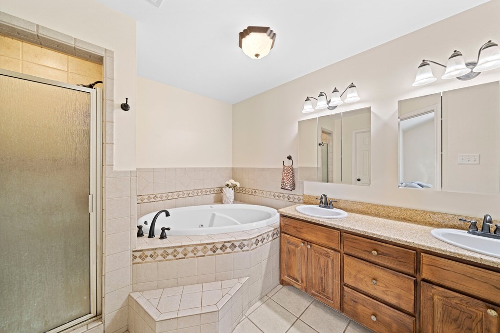 5818 Lyndhurst Dr Property Photo 16